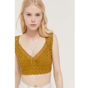 UO Alisa Eyelet Cropped Top